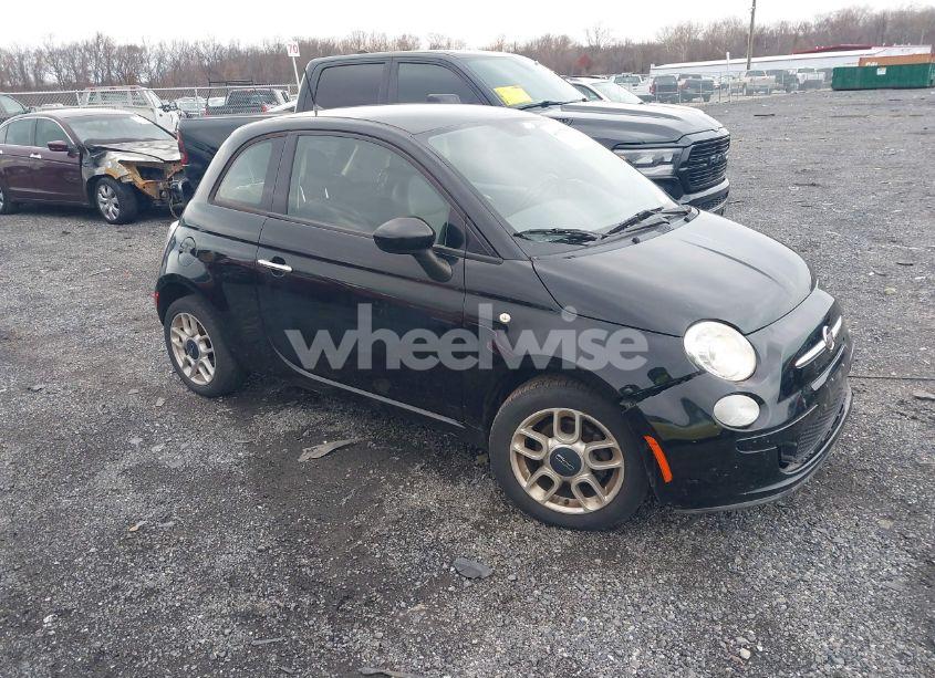 2015 Fiat 500 POP (VIN 3C3CFFAR3FT590237) main photo