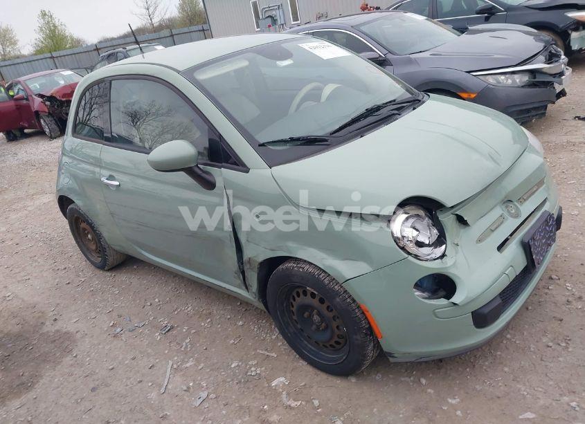 2013 Fiat 500 POP (VIN 3C3CFFAR4DT749733) main photo