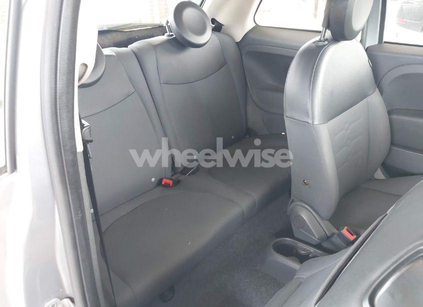 Photo 8 of 2015 Fiat 500 POP (VIN 3C3CFFAR4FT555514)