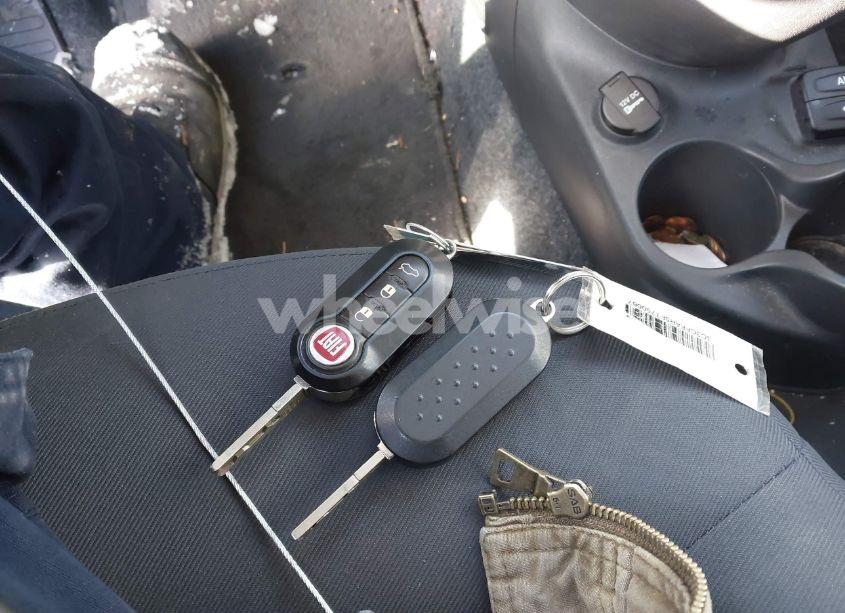 Photo 11 of 2015 Fiat 500 POP (VIN 3C3CFFAR5FT750067)