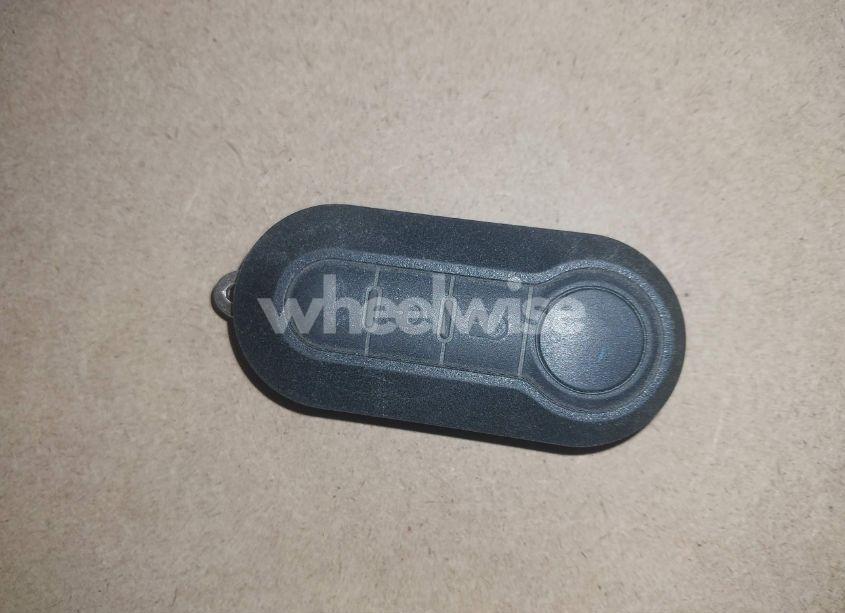 Photo 11 of 2012 Fiat 500 POP (VIN 3C3CFFAR6CT385135)