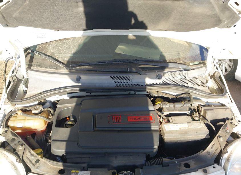 Photo 10 of 2013 Fiat 500 POP (VIN 3C3CFFAR6DT726602)