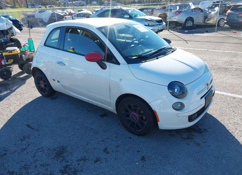 2016 Fiat 500 POP (VIN 3C3CFFAR6GT246189) main photo