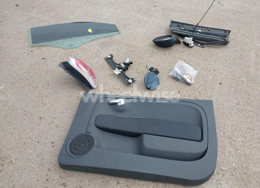 Photo 12 of 2013 Fiat 500 POP (VIN 3C3CFFAR7DT534752)