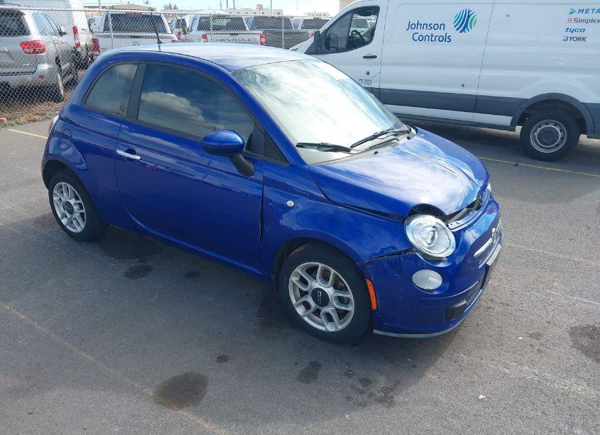 2013 Fiat 500 POP (VIN 3C3CFFAR8DT663325) main photo