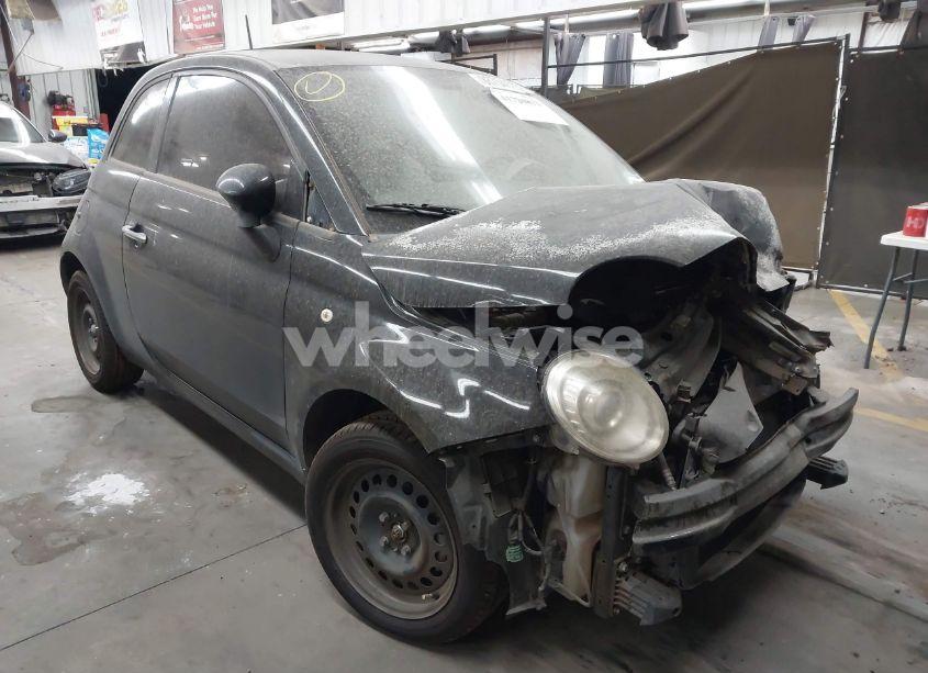 2013 Fiat 500 POP (VIN 3C3CFFAR8DT754837) main photo