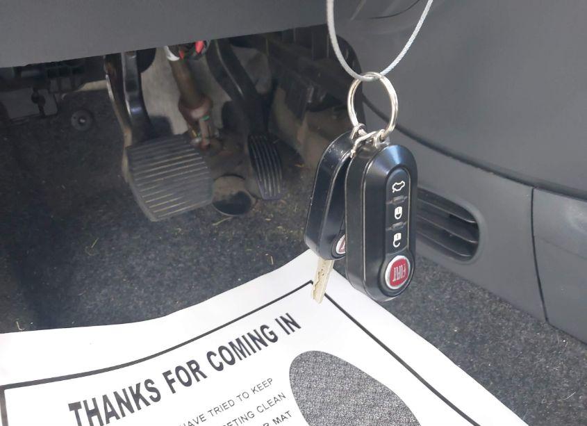 Photo 11 of 2012 Fiat 500 POP (VIN 3C3CFFARXCT112604)