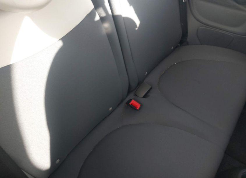 Photo 8 of 2013 Fiat 500 POP (VIN 3C3CFFARXDT751230)