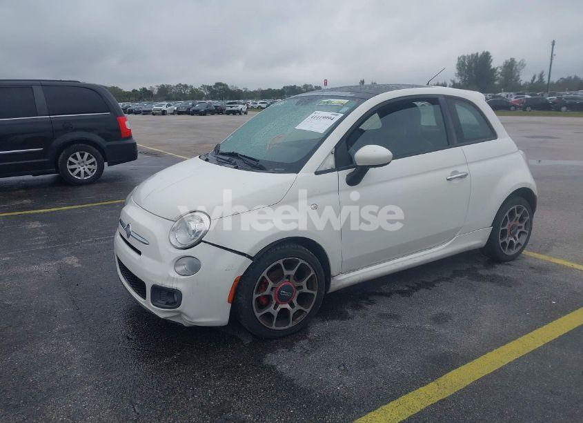 Photo 2 of 2013 Fiat 500 SPORT (VIN 3C3CFFBR0DT516172)