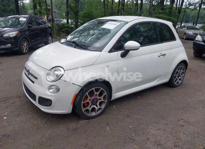 Photo 2 of 2015 Fiat 500 SPORT (VIN 3C3CFFBR2FT721544)