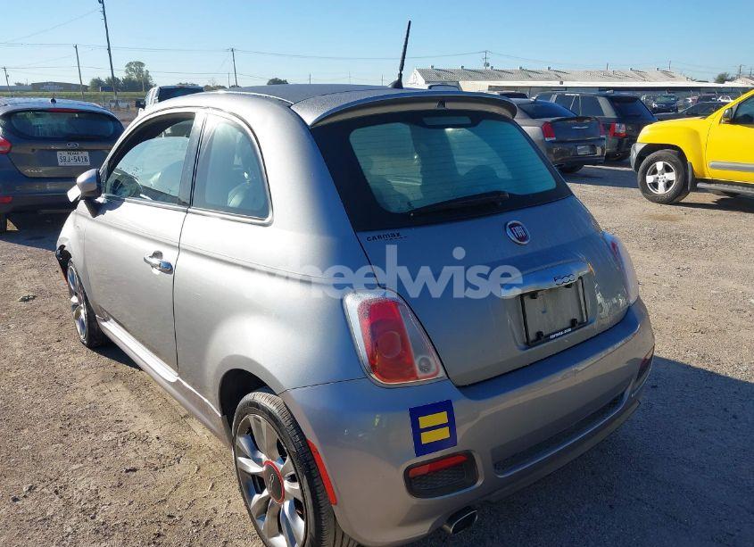 Photo 3 of 2015 Fiat 500 SPORT (VIN 3C3CFFBR9FT676764)