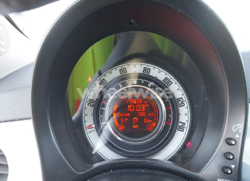 Photo 7 of 2013 Fiat 500 LOUNGE (VIN 3C3CFFCR9DT580869)