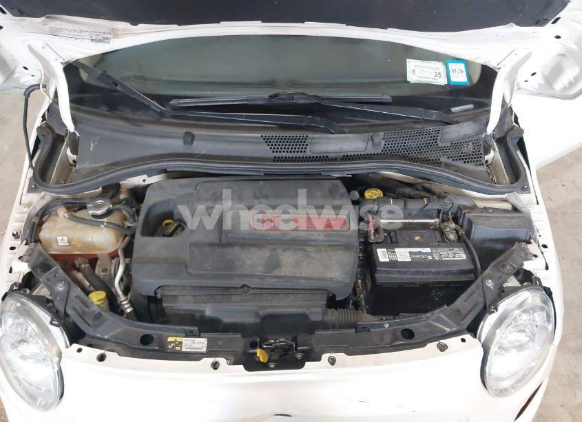 Photo 10 of 2013 Fiat 500c POP (VIN 3C3CFFDR6DT668017)