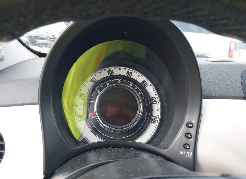 Photo 15 of 2012 Fiat 500c LOUNGE (VIN 3C3CFFER3CT182018)