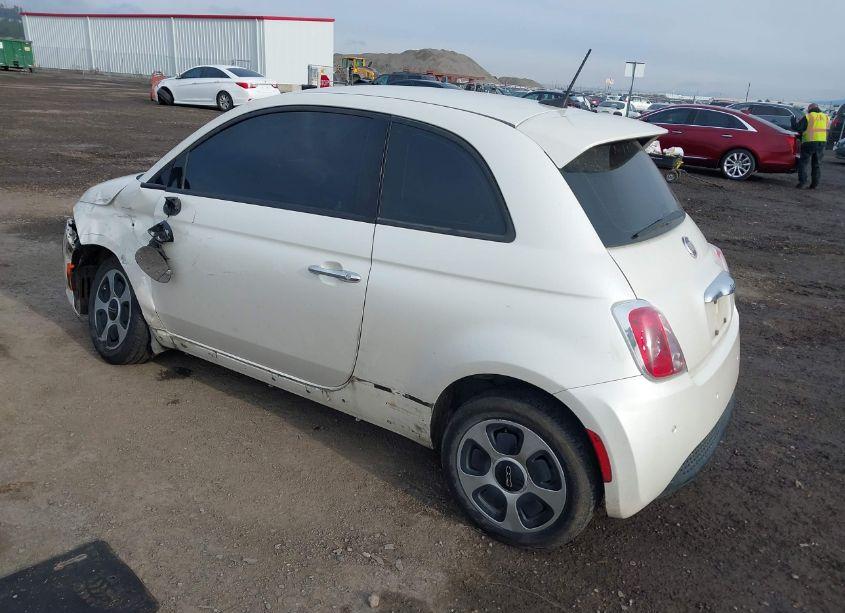 Photo 3 of 2017 Fiat 500e BATTERY ELECTRIC (VIN 3C3CFFGE3HT575762)