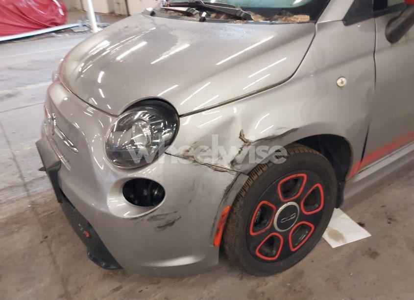Photo 16 of 2016 Fiat 500e BATTERY ELECTRIC (VIN 3C3CFFGE4GT221926)