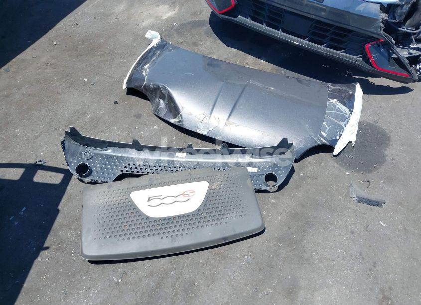 Photo 12 of 2017 Fiat 500e BATTERY ELECTRIC (VIN 3C3CFFGE4HT580002)