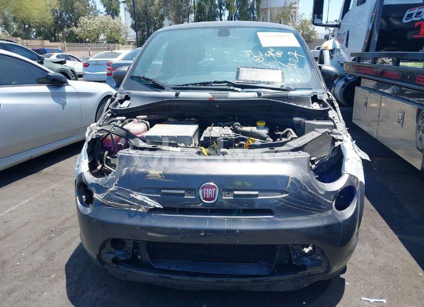 Photo 6 of 2017 Fiat 500e BATTERY ELECTRIC (VIN 3C3CFFGE4HT580002)