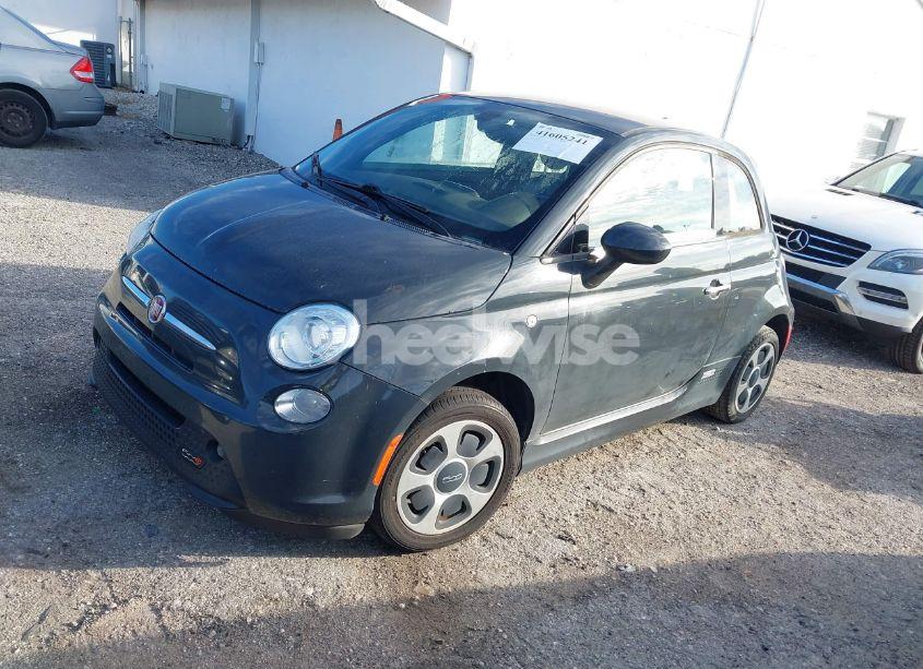 Photo 2 of 2016 Fiat 500e BATTERY ELECTRIC (VIN 3C3CFFGE5GT193201)