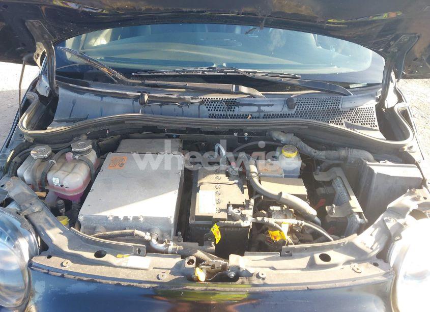 Photo 10 of 2013 Fiat 500e BATTERY ELECTRIC (VIN 3C3CFFGE7DT744353)