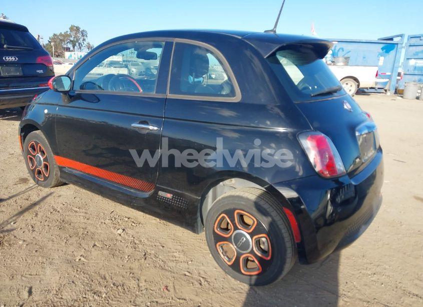 Photo 3 of 2013 Fiat 500e BATTERY ELECTRIC (VIN 3C3CFFGE7DT744353)