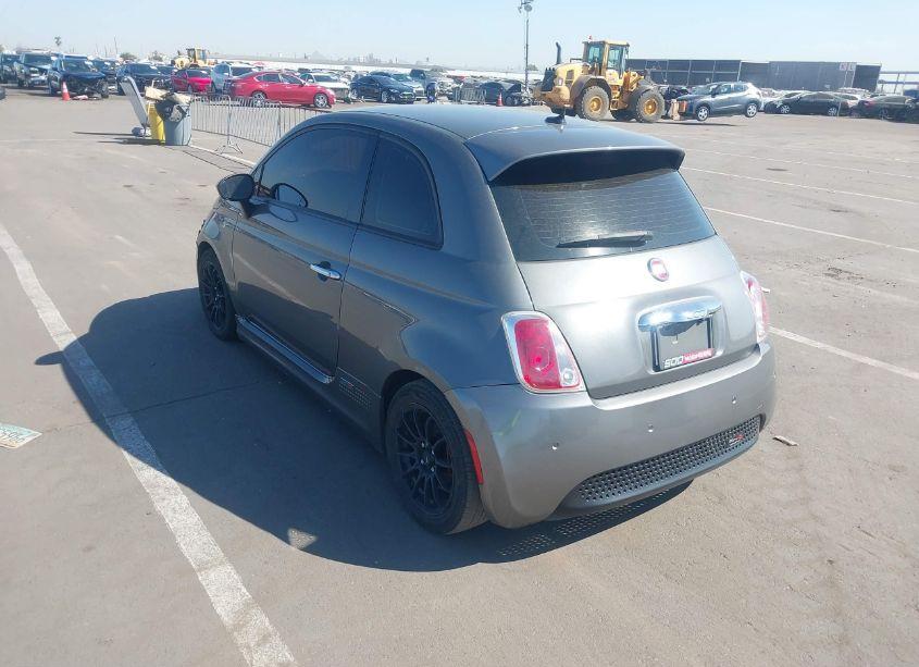 Photo 3 of 2013 Fiat 500e BATTERY ELECTRIC (VIN 3C3CFFGE7DT744790)