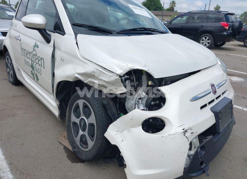 Photo 6 of 2018 Fiat 500e BATTERY ELECTRIC (VIN 3C3CFFGE9JT425578)