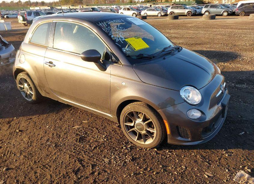 2019 Fiat 500 POP (VIN 3C3CFFKH1KT737297) main photo