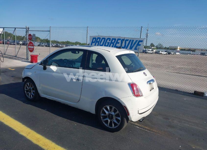 Photo 3 of 2017 Fiat 500 POP (VIN 3C3CFFKR0HT530353)