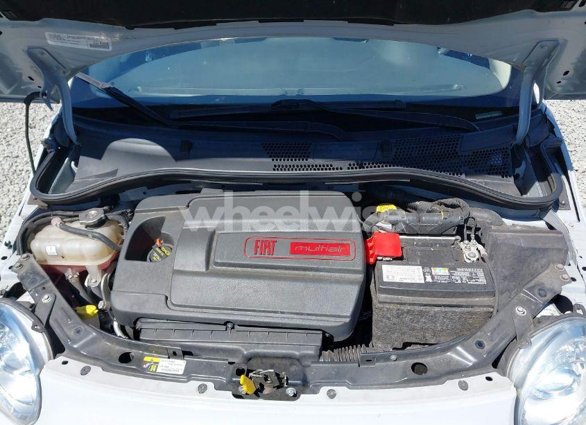 Photo 10 of 2017 Fiat 500 POP (VIN 3C3CFFKR4HT580270)