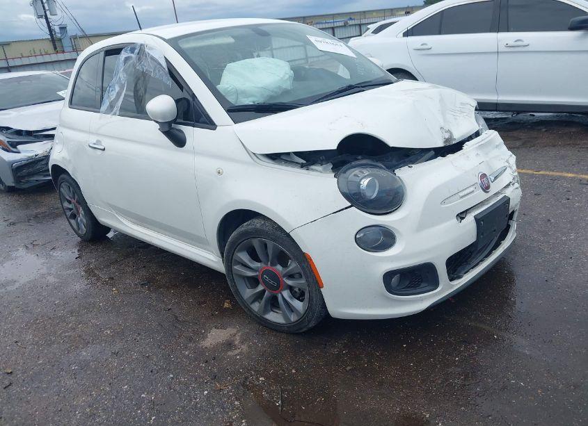 2017 Fiat 500 POP (VIN 3C3CFFKR6HT535900) main photo