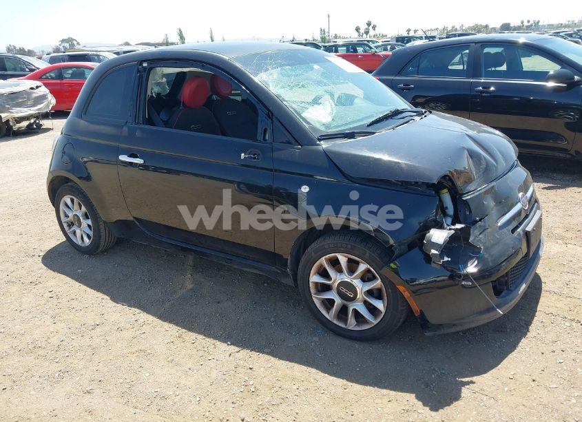 2017 Fiat 500 POP (VIN 3C3CFFKR9HT584332) main photo