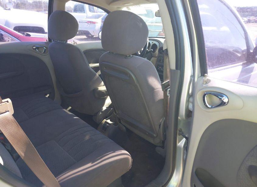 Photo 8 of 2003 Chrysler Pt CRUISER (VIN 3C4FY48B13T643612)