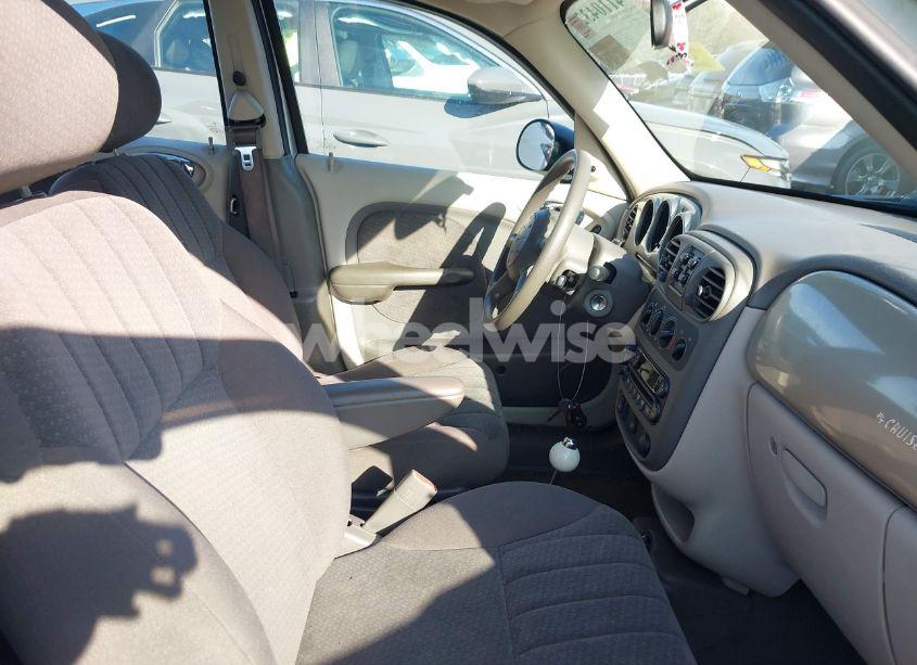 Photo 5 of 2004 Chrysler Pt CRUISER (VIN 3C4FY48B14T252333)