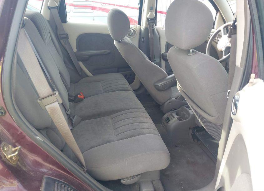 Photo 8 of 2002 Chrysler Pt CRUISER (VIN 3C4FY48B42T327703)