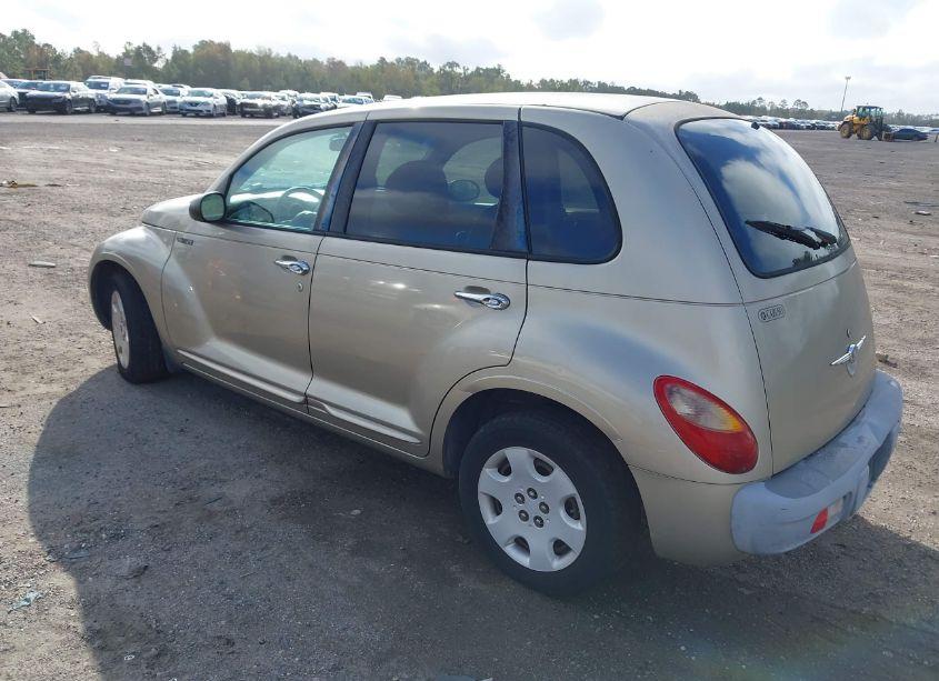 Photo 3 of 2003 Chrysler Pt CRUISER CLASSIC (VIN 3C4FY48B43T653647)