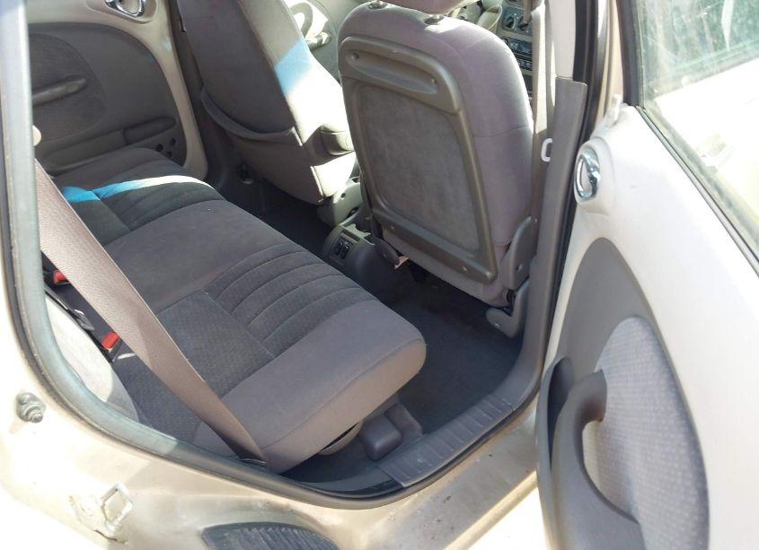 Photo 8 of 2003 Chrysler Pt CRUISER CLASSIC (VIN 3C4FY48B43T653647)