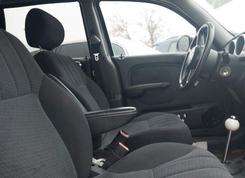 Photo 5 of 2004 Chrysler Pt CRUISER (VIN 3C4FY48B44T282202)