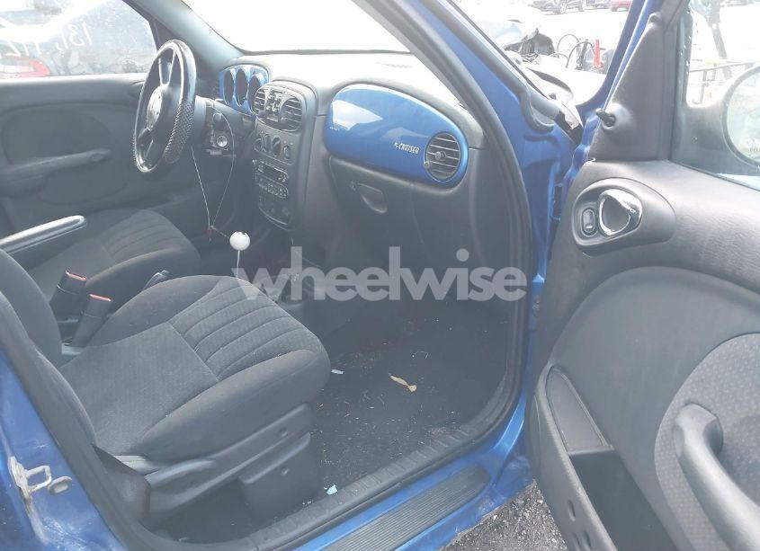 Photo 5 of 2004 Chrysler Pt CRUISER (VIN 3C4FY48B54T329785)