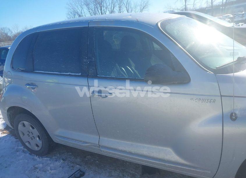 Photo 13 of 2004 Chrysler Pt CRUISER (VIN 3C4FY48B64T280337)