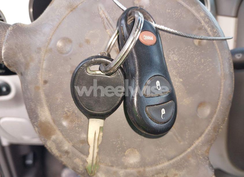 Photo 11 of 2002 Chrysler Pt CRUISER (VIN 3C4FY48B72T340011)