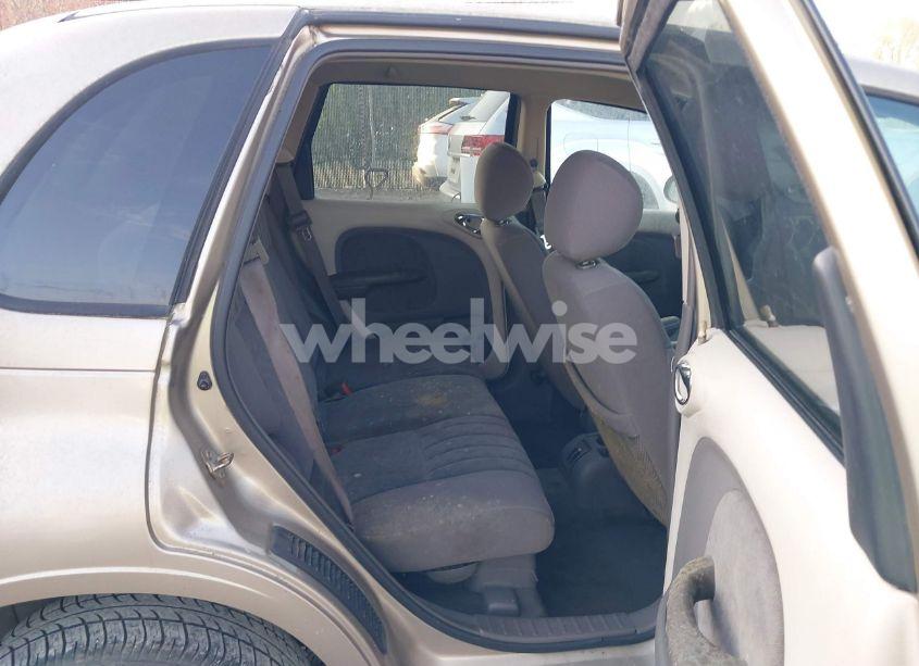 Photo 8 of 2002 Chrysler Pt CRUISER (VIN 3C4FY48B72T340011)