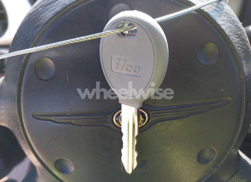 Photo 11 of 2004 Chrysler Pt CRUISER (VIN 3C4FY48B74T259948)