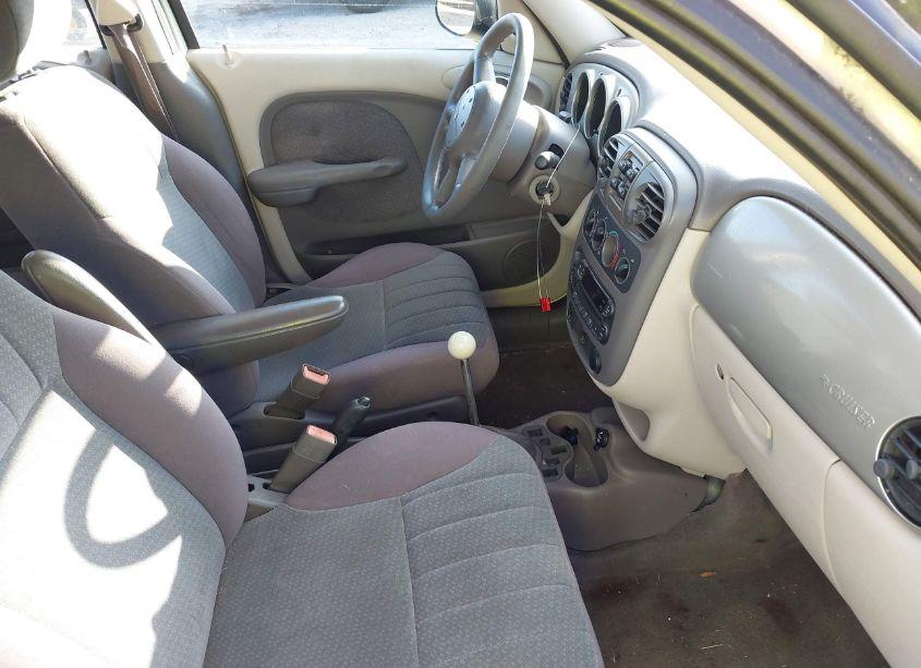 Photo 5 of 2004 Chrysler Pt CRUISER (VIN 3C4FY48B74T364182)