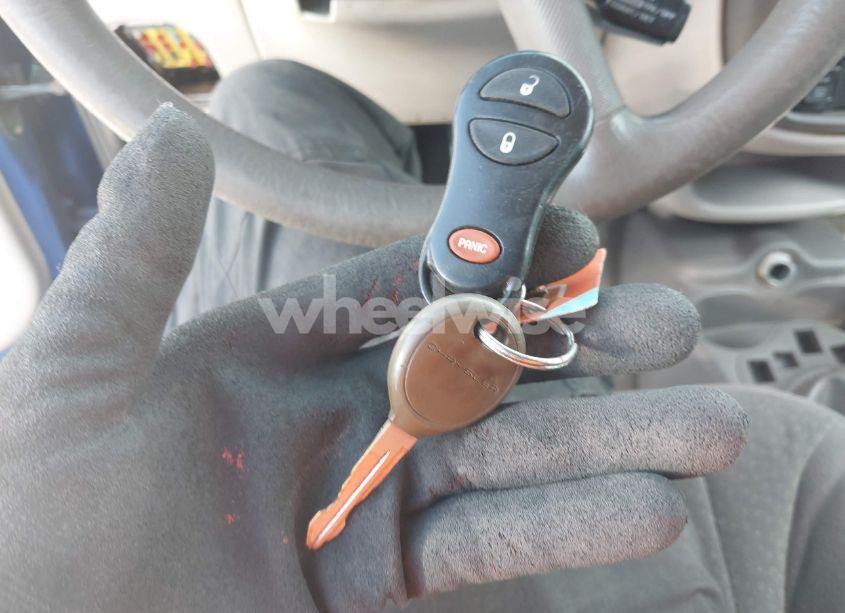 Photo 11 of 2004 Chrysler Pt CRUISER (VIN 3C4FY48B84T229499)