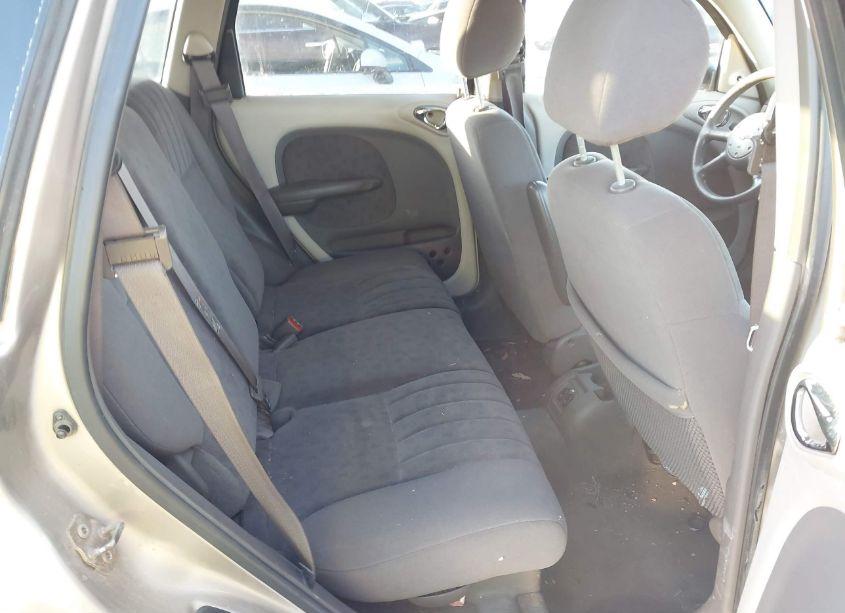 Photo 8 of 2002 Chrysler Pt CRUISER (VIN 3C4FY48B92T362401)