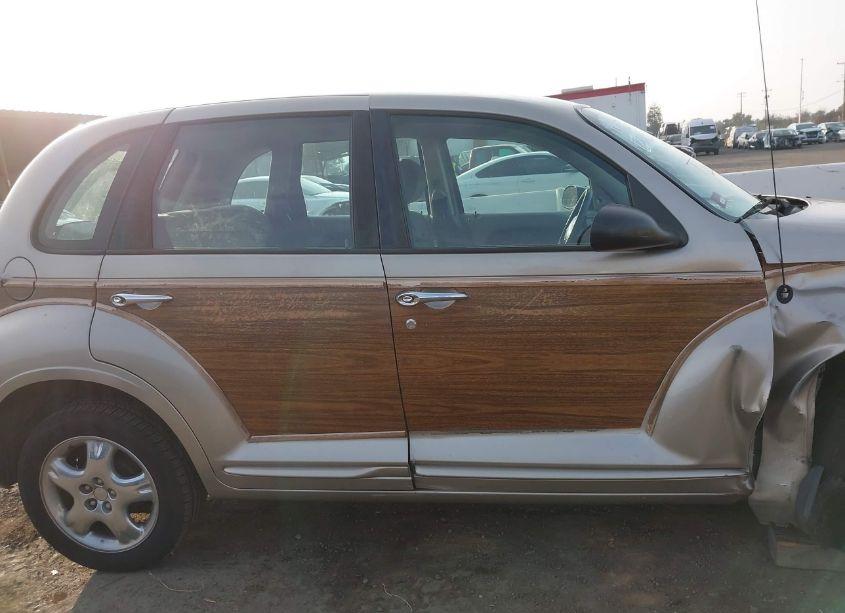 Photo 13 of 2002 Chrysler Pt CRUISER (VIN 3C4FY48BX2T369860)