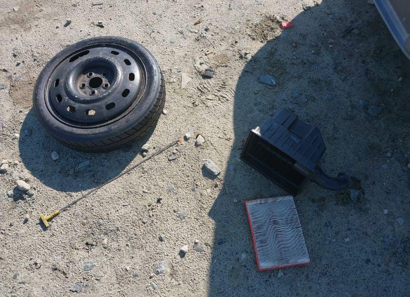 Photo 12 of 2001 Chrysler Pt CRUISER (VIN 3C4FY4BB21T643771)