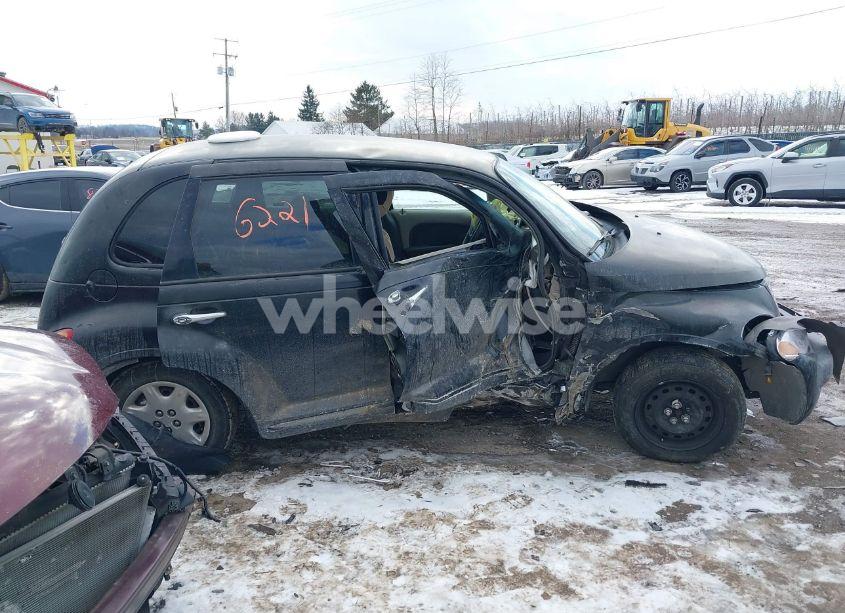 Photo 13 of 2001 Chrysler Pt CRUISER (VIN 3C4FY4BB61T302115)