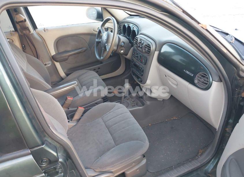 Photo 5 of 2001 Chrysler Pt CRUISER (VIN 3C4FY4BB61T643756)